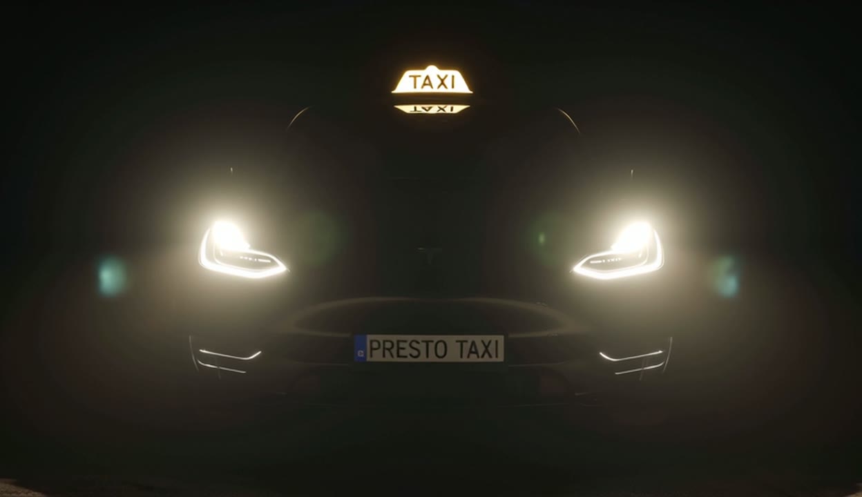 Presto Taxi, phares allumés, de nuit